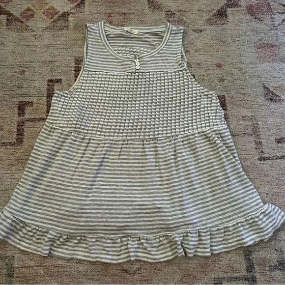 POL• Gray and White Stripped Wool Blend Tank Top Size Small - Picture 2 of 9